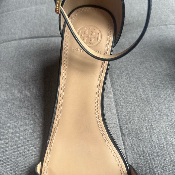 Tory Burch Patent Heels - Picture 6 of 7